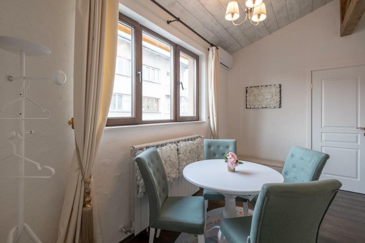 1-Bedroom Designer Apartment On Hristo Belchev Str Sofía Exterior foto